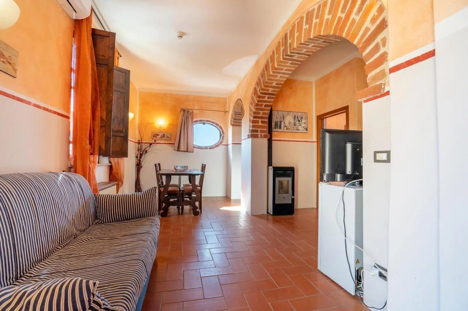 Landhuis I Chiari Pension Acquaviva